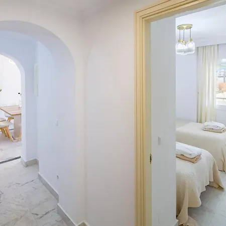 Hyper-center Of Puerto Banus Apartman