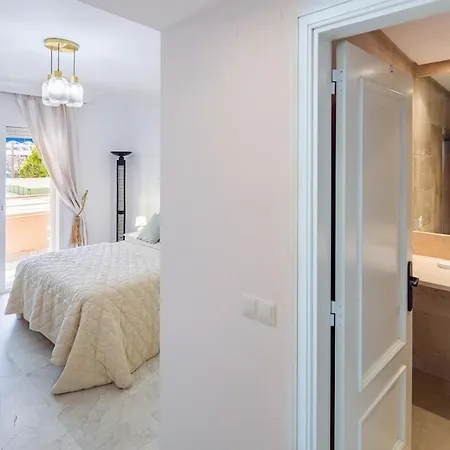 Apartman Hyper-center Of Puerto Banus